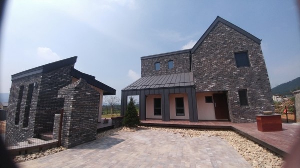 7df4d5e4868dededc9f4e0b09d89d85e_1475136