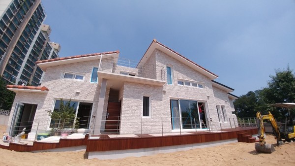 cca35ef3f7545a2d160bd7d1d2cb5d18_1474851