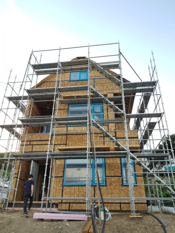 e754fdba15ec8229666898e4f4768299_1503273