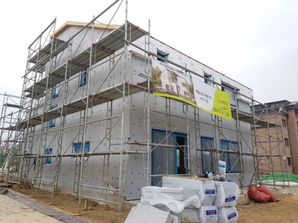 eb240e8be35caaa197aaaba8a72d2e7d_1505364