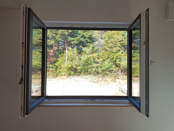 1848efa0a93e162a46b4516326a3a60f_1509952