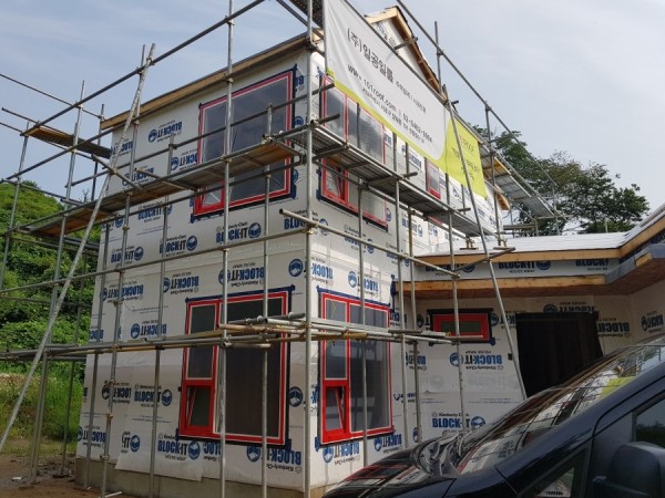 fd24e3385ae42458dea5f59ef511bb21_1512178