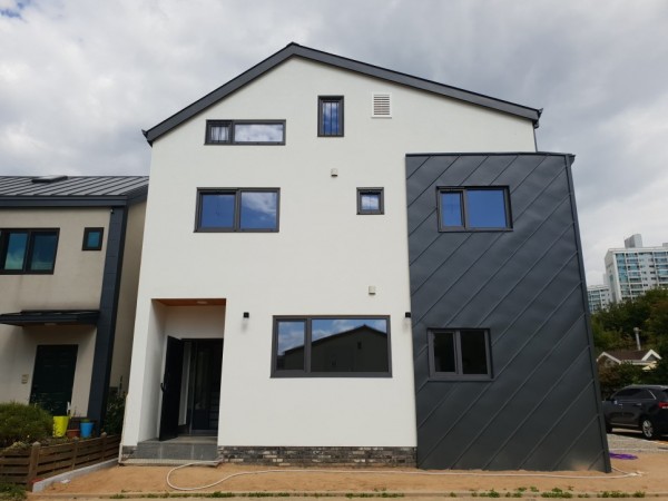 f12c4bbe1e10bd236fe467aa061e4ffd_1538380