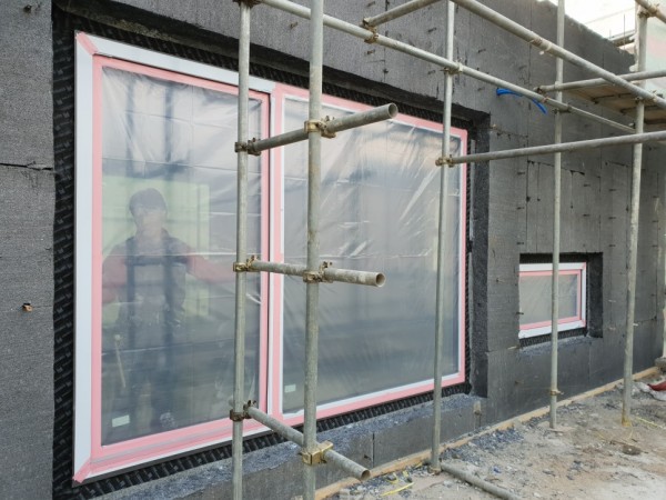 934762aa34e36f38b211c84e2c4c52c5_1547444