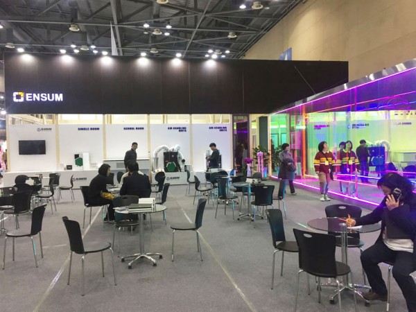 255424863175a9f2a87b8717e44bea12_1550722