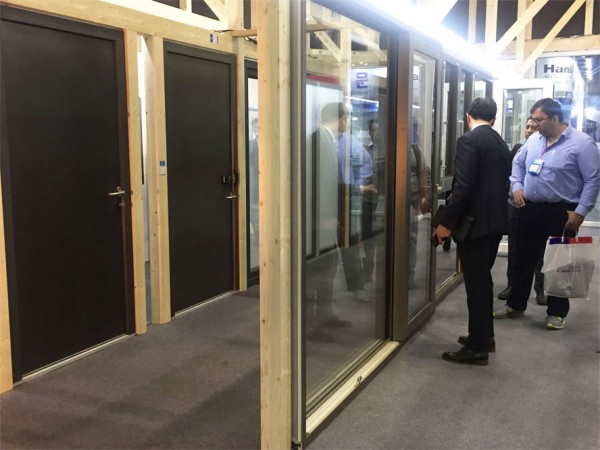 255424863175a9f2a87b8717e44bea12_1550722