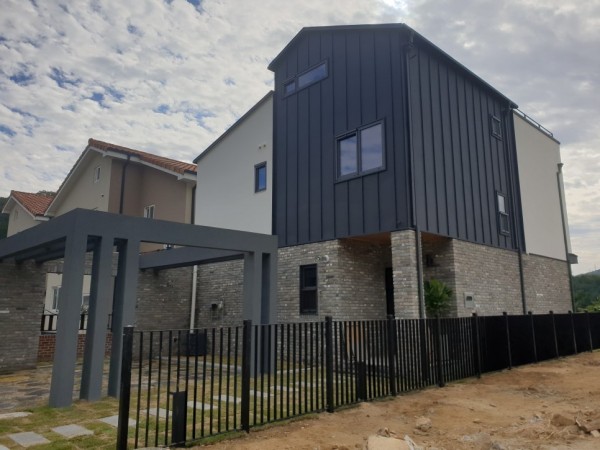 bda6c8977767884fea853213934fd14b_1571377